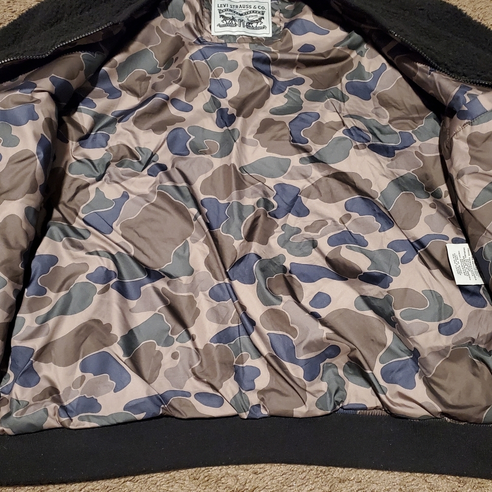 Levi Mens Jacket - Picture 3 of 4
